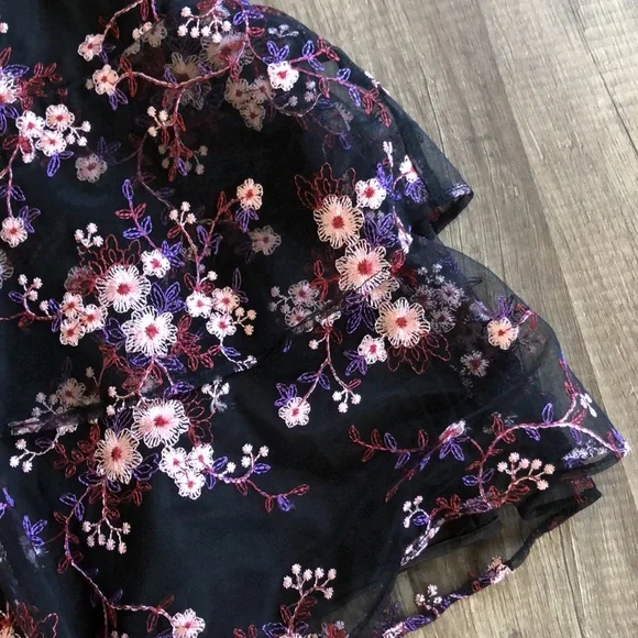 Parker Luana Black Floral Embroidered Halter Mini Dress 2 NEW - Picture 5 of 11